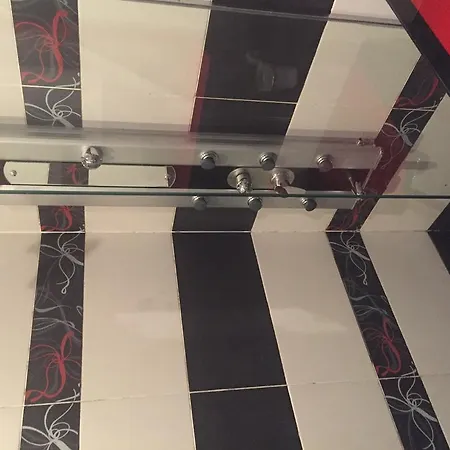 2-bedroom, 2-bathroom With Free Transport From Airport